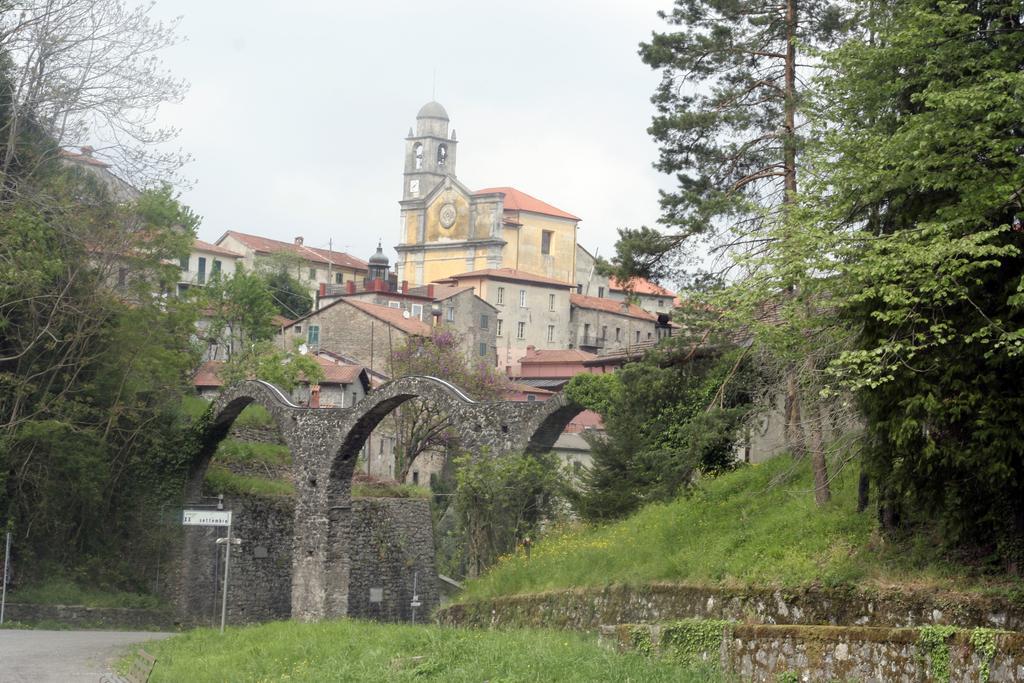 Antica Pieve Hotell Filattiera Exteriör bild